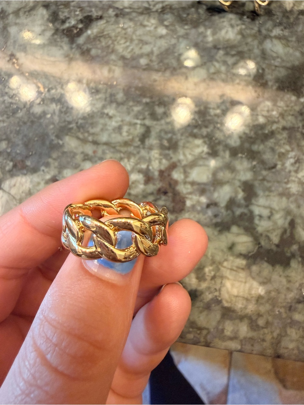 Assorted rings - Picture 3 of 4